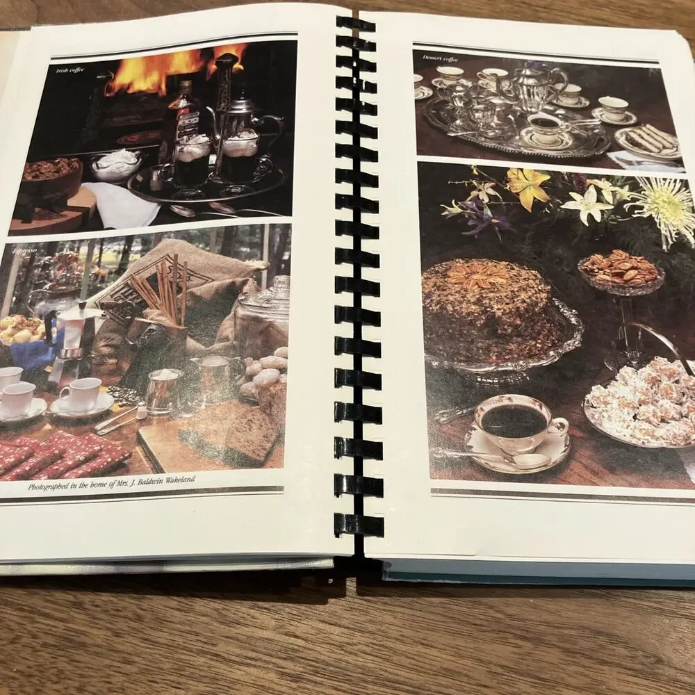 Taste of the South Cookbook Symphony League of‎ Jackson, Mississippi 1984 (A27)